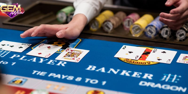 Quy tắc chia bài Baccarat